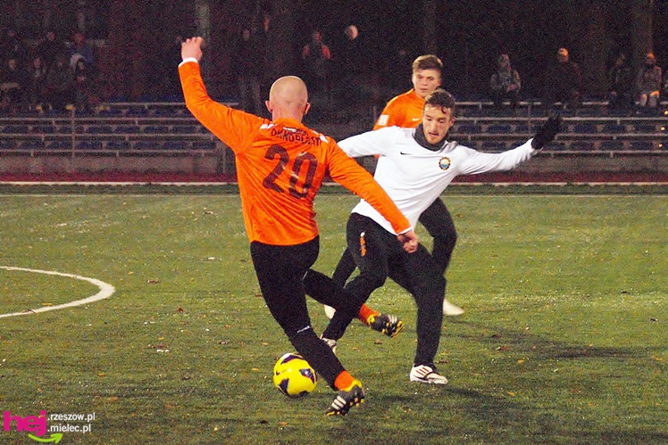 Sparing piłkarskiej Stali Mielec z pierwszoligowcem