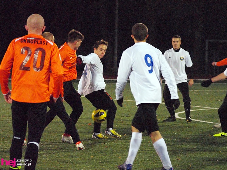 Sparing piłkarskiej Stali Mielec z pierwszoligowcem