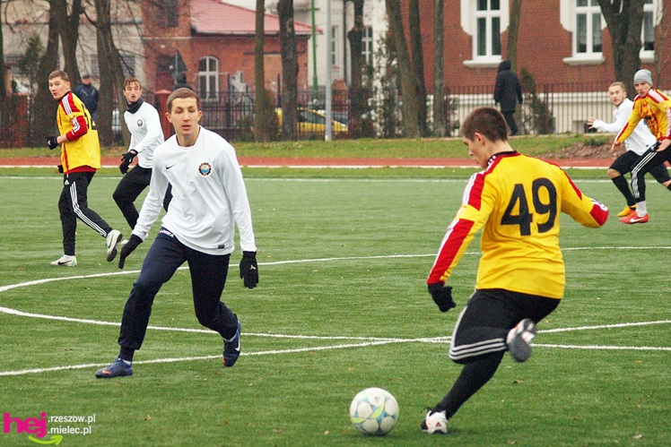 Sparingowa porażka FKS Stal Mielec. Korona II zrewanżowała się za lato