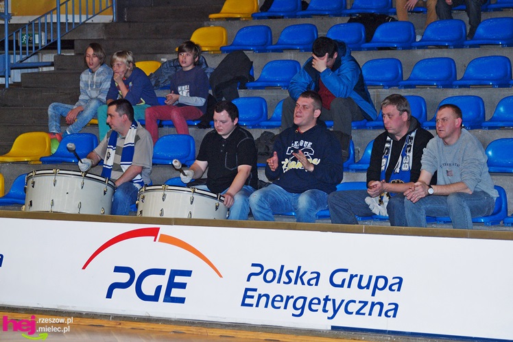 Siatkarki Szóstki łatwo pokonały zespół z Sędziszowa Małopolskiego