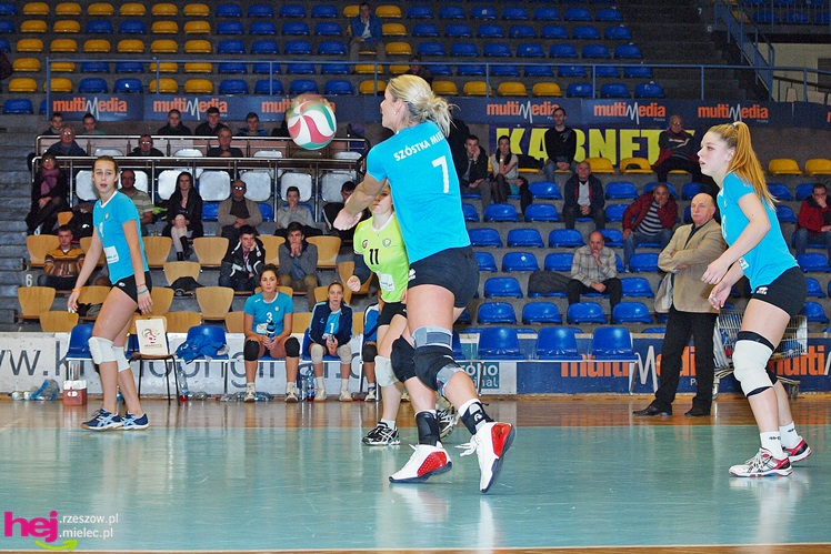 Siatkarki Szóstki łatwo pokonały zespół z Sędziszowa Małopolskiego