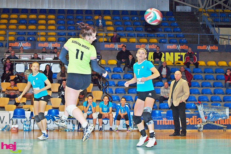 Siatkarki Szóstki łatwo pokonały zespół z Sędziszowa Małopolskiego