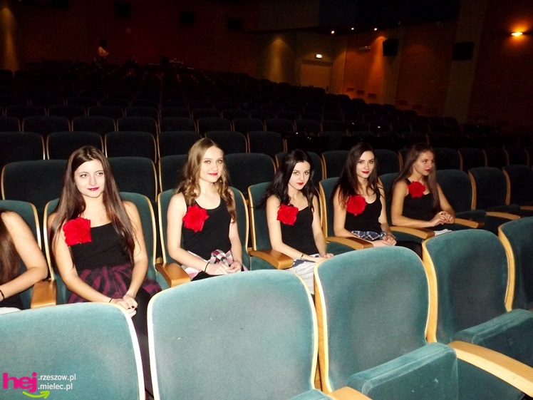 Wszystkim PASI taki KONIK