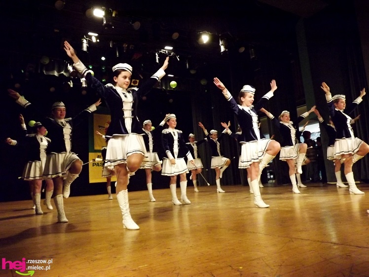 Wszystkim PASI taki KONIK