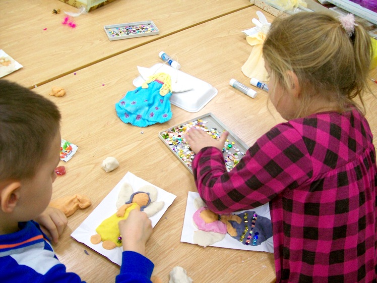 Pierwszy dzień aniołkowej akcji - powstały urocze aniołki?