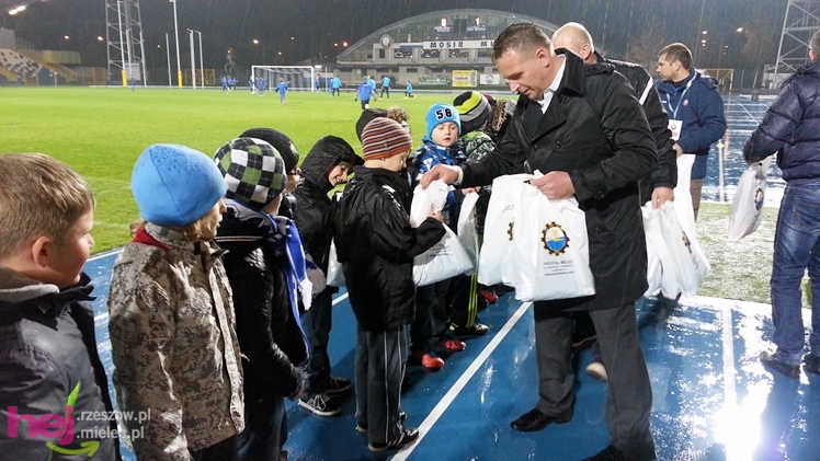 Młodzi piłkarze oficjalnie w Stali Mielec!!