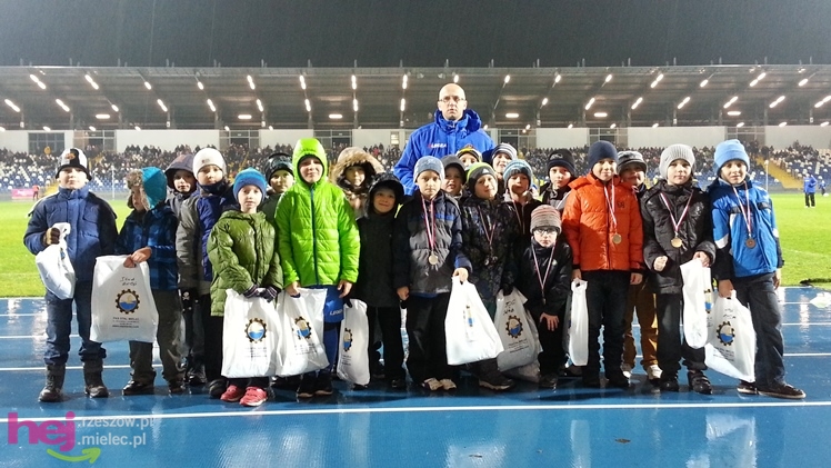 Młodzi piłkarze oficjalnie w Stali Mielec!!