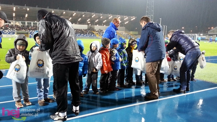 Młodzi piłkarze oficjalnie w Stali Mielec!!