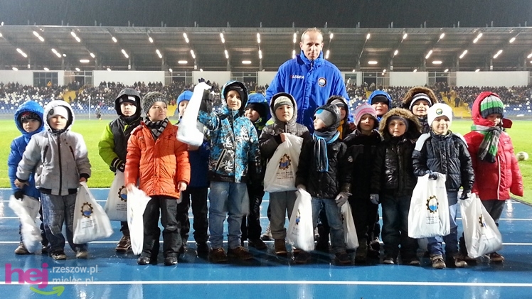 Młodzi piłkarze oficjalnie w Stali Mielec!!