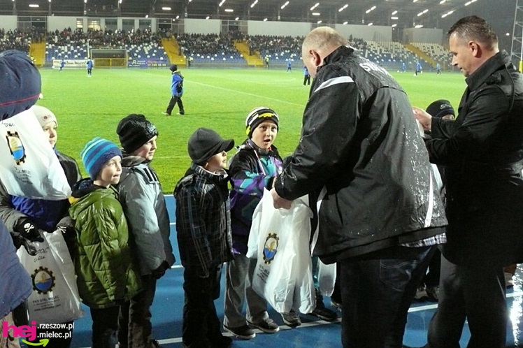 Młodzi piłkarze oficjalnie w Stali Mielec!!