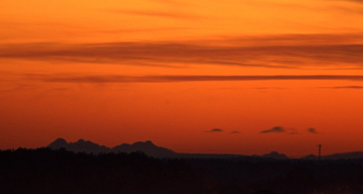 Paparazzi szczytów - nowa pasja w dziedzinie fotografii [ZDJĘCIA SZCZYTÓW WYKONANE Z REGIONU]