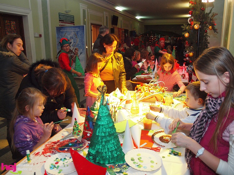 Święty Mikołaj spotkał się z małymi mieszkańcami Mielca