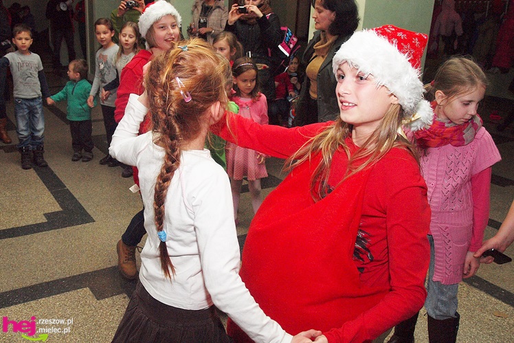 Święty Mikołaj spotkał się z małymi mieszkańcami Mielca