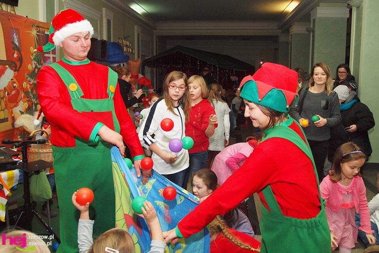 Święty Mikołaj spotkał się z małymi mieszkańcami Mielca