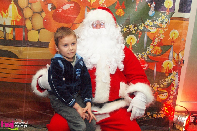 Święty Mikołaj spotkał się z małymi mieszkańcami Mielca