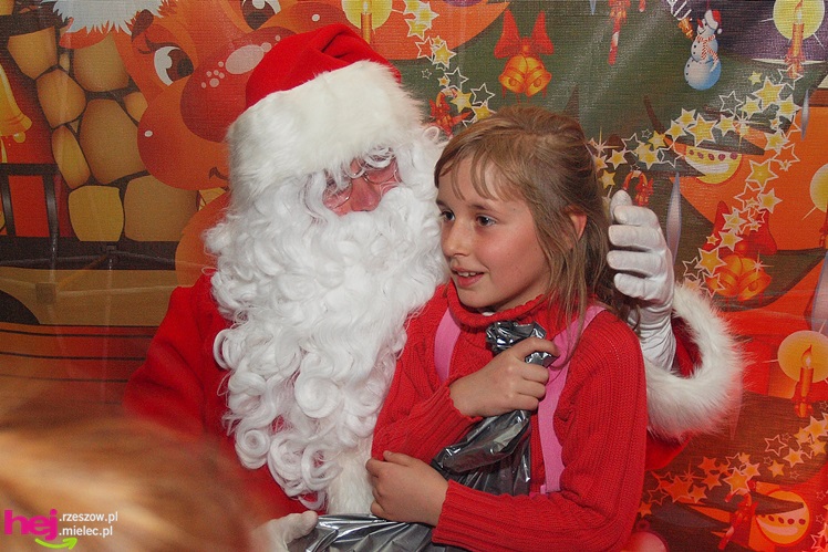 Święty Mikołaj spotkał się z małymi mieszkańcami Mielca