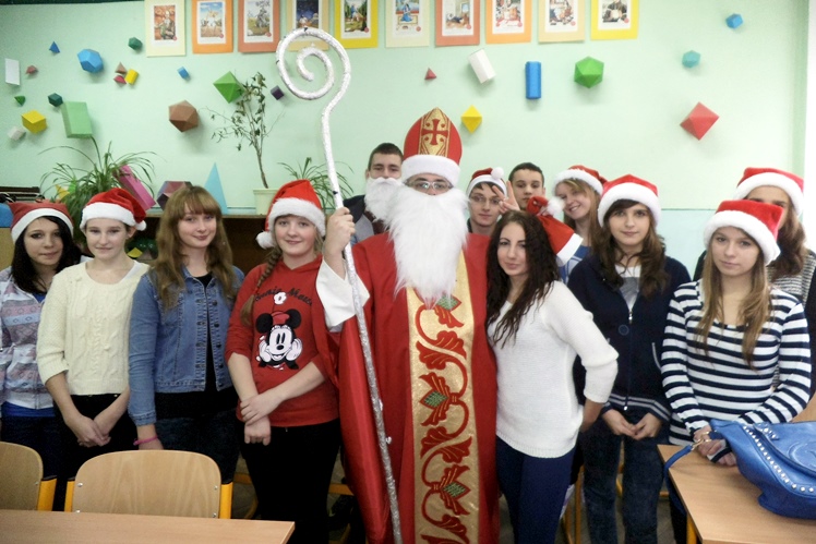 Mikołajki w Zespole Szkół CKR w Rzemieniu