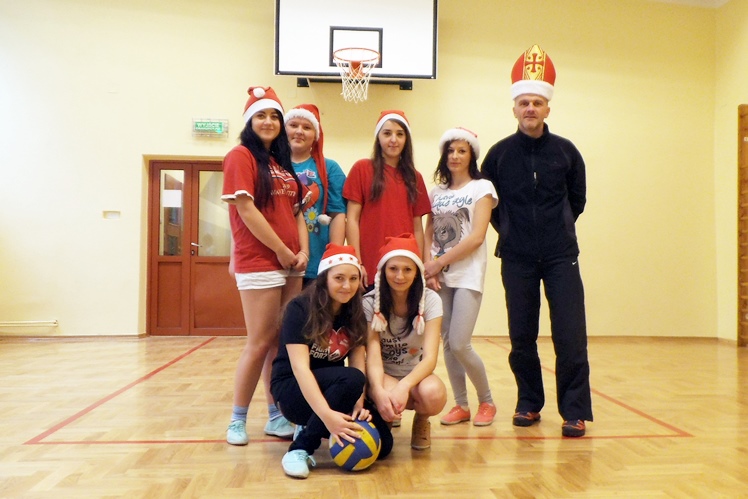 Mikołajki w Zespole Szkół CKR w Rzemieniu