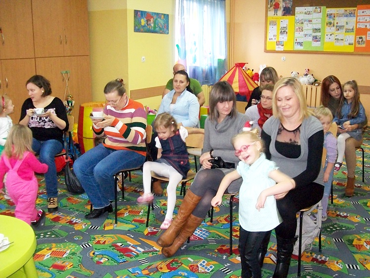 Wzruszone dzieci, wzruszony Mikołaj. Aniołkowo gościło Świętego z Laponii