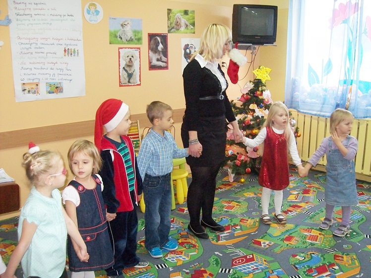 Wzruszone dzieci, wzruszony Mikołaj. Aniołkowo gościło Świętego z Laponii