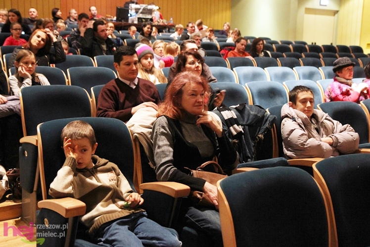 Koncert charytatywny dla Kamila. Mielczanie przynieśli nakrętki