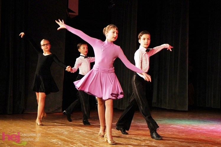 Koncert charytatywny dla Kamila. Mielczanie przynieśli nakrętki