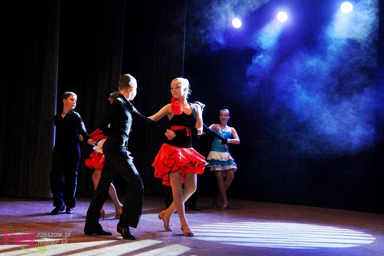 Koncert charytatywny dla Kamila. Mielczanie przynieśli nakrętki