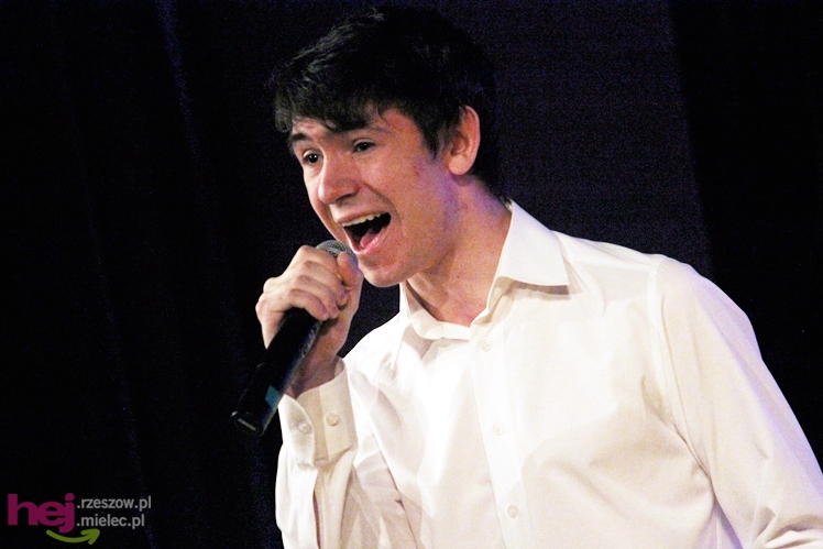 Koncert charytatywny dla Kamila. Mielczanie przynieśli nakrętki