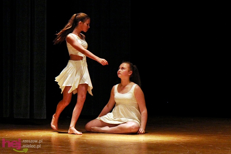 Koncert charytatywny dla Kamila. Mielczanie przynieśli nakrętki