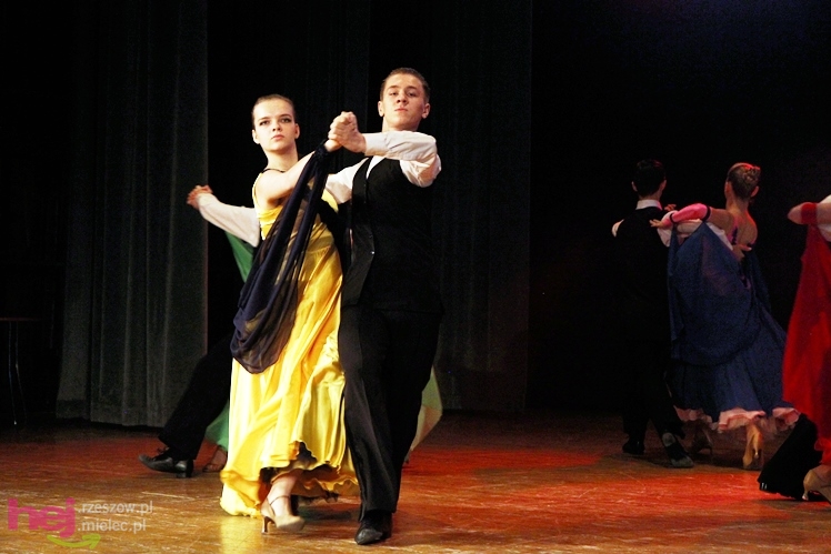 Koncert charytatywny dla Kamila. Mielczanie przynieśli nakrętki