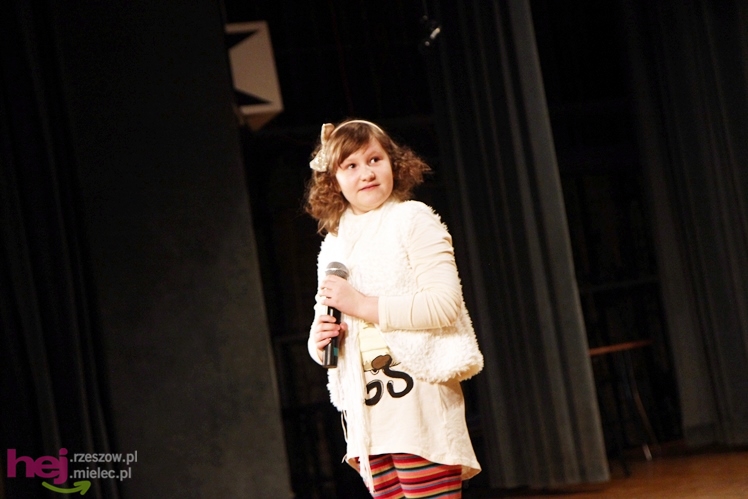 Koncert charytatywny dla Kamila. Mielczanie przynieśli nakrętki