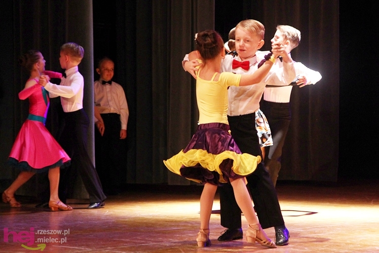 Koncert charytatywny dla Kamila. Mielczanie przynieśli nakrętki