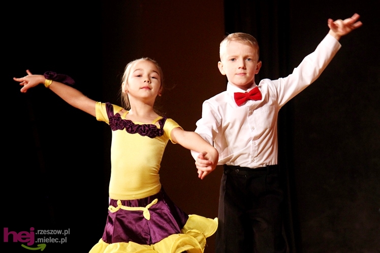 Koncert charytatywny dla Kamila. Mielczanie przynieśli nakrętki