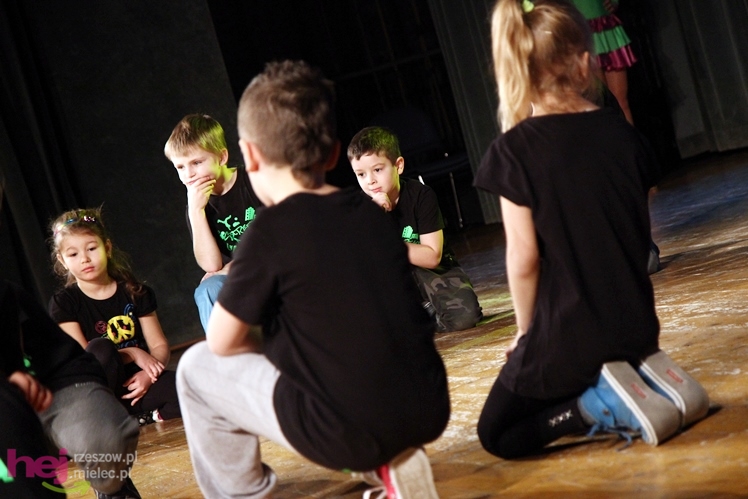 Koncert charytatywny dla Kamila. Mielczanie przynieśli nakrętki