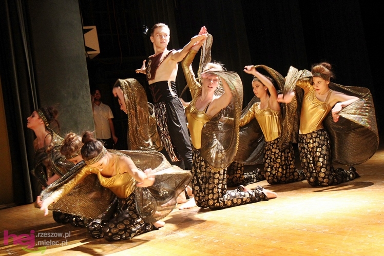 Koncert charytatywny dla Kamila. Mielczanie przynieśli nakrętki