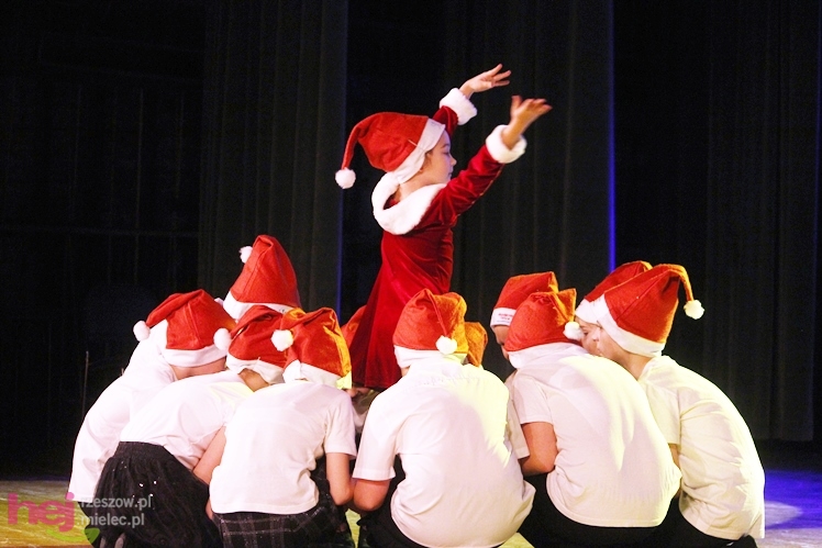 Koncert charytatywny dla Kamila. Mielczanie przynieśli nakrętki