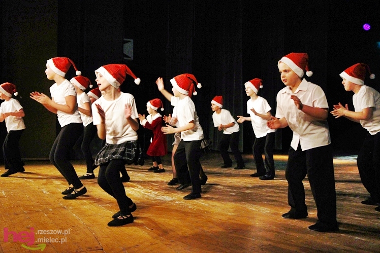 Koncert charytatywny dla Kamila. Mielczanie przynieśli nakrętki