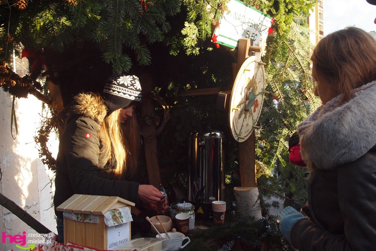 Święta już blisko Mielca. Kolorowy jarmark już za nami