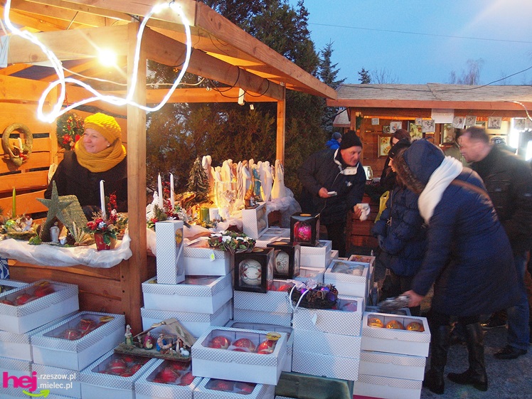 Święta już blisko Mielca. Kolorowy jarmark już za nami