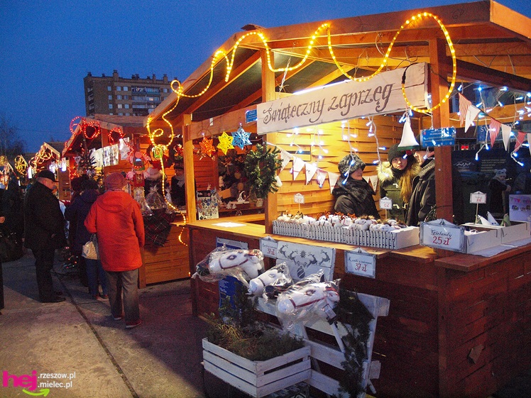 Święta już blisko Mielca. Kolorowy jarmark już za nami