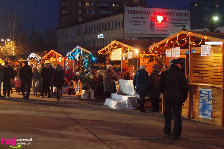 Święta już blisko Mielca. Kolorowy jarmark już za nami
