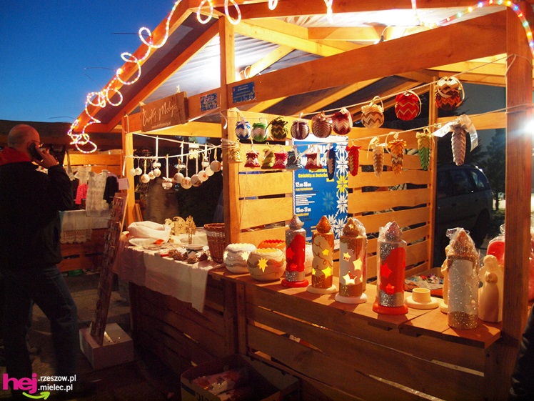 Święta już blisko Mielca. Kolorowy jarmark już za nami