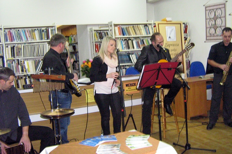 Agata Linek w Mielcu. Zakończyli kolejny sezon swojej działalności literackiej
