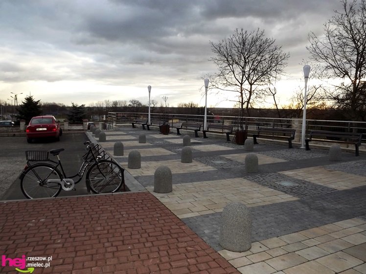 Odnowiony kościółek św. Marka i nowa scena dla mieleckich artystów.  Komu będą służyć?