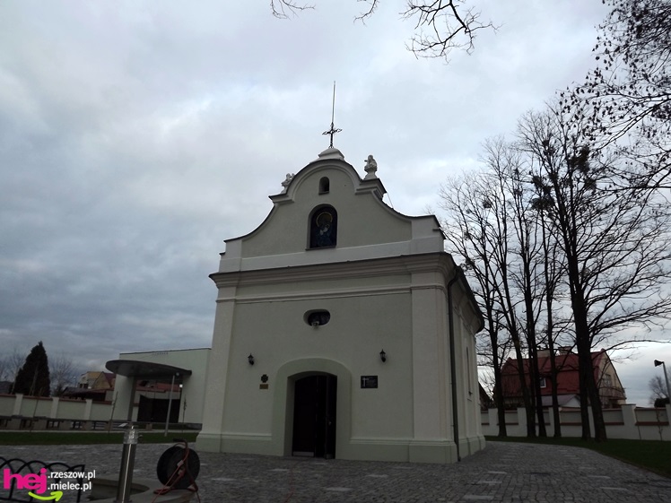 Odnowiony kościółek św. Marka i nowa scena dla mieleckich artystów.  Komu będą służyć?