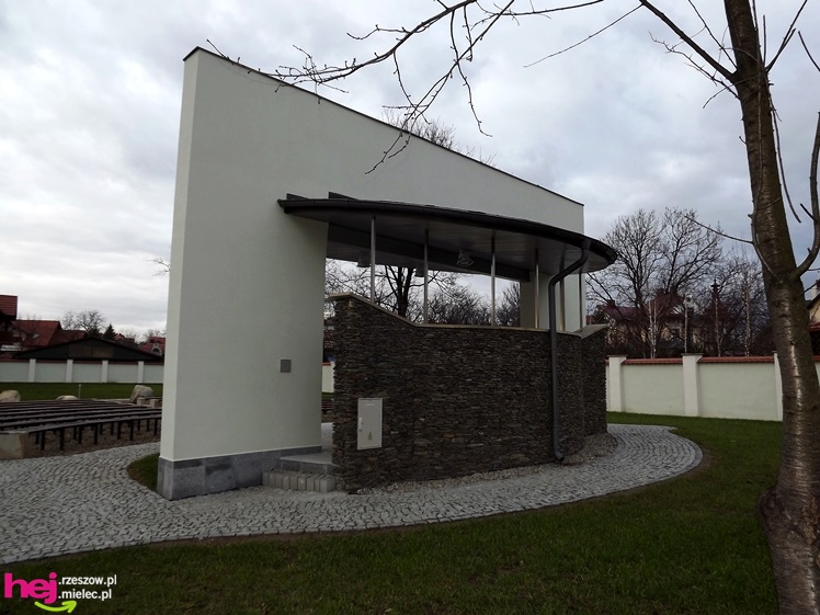 Odnowiony kościółek św. Marka i nowa scena dla mieleckich artystów.  Komu będą służyć?