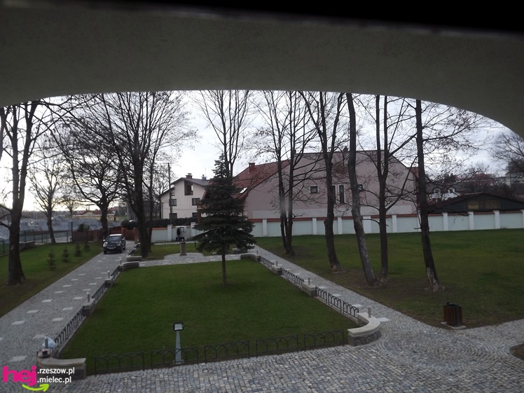 Odnowiony kościółek św. Marka i nowa scena dla mieleckich artystów.  Komu będą służyć?