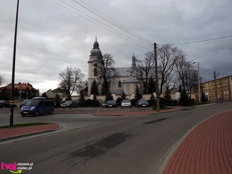 Odnowiony kościółek św. Marka i nowa scena dla mieleckich artystów.  Komu będą służyć?