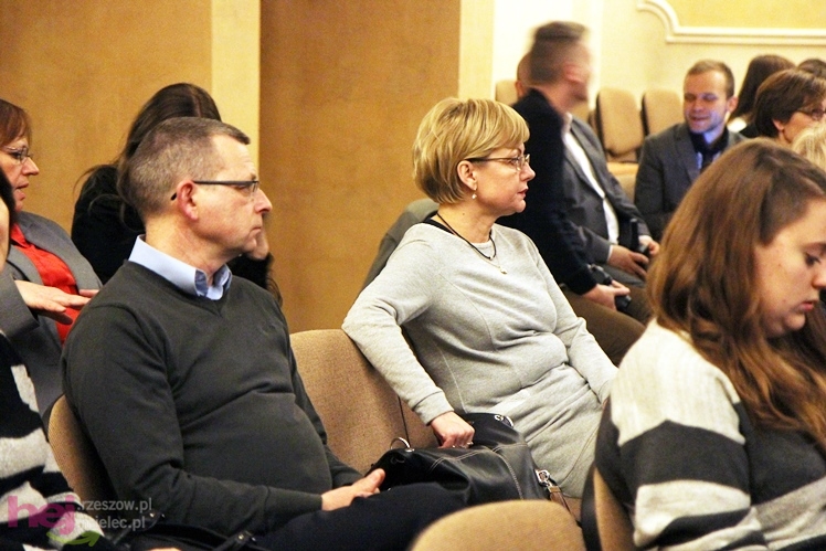 Premierowy spektakl ?Prawie Śluby Panieńskie?