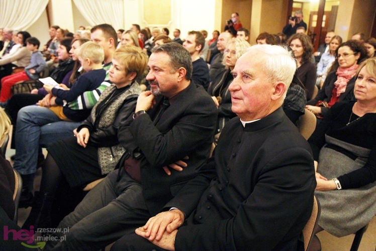 Premierowy spektakl ?Prawie Śluby Panieńskie?